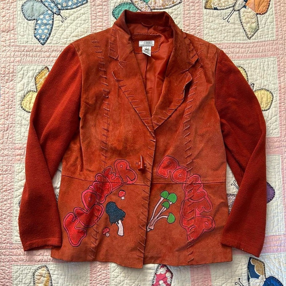 SOLD- Vintage, reworked 100% leather jacket 🍄‍🟫